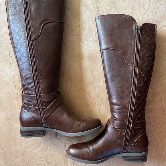 Guess Hayden Boots - Picture 3 of 6